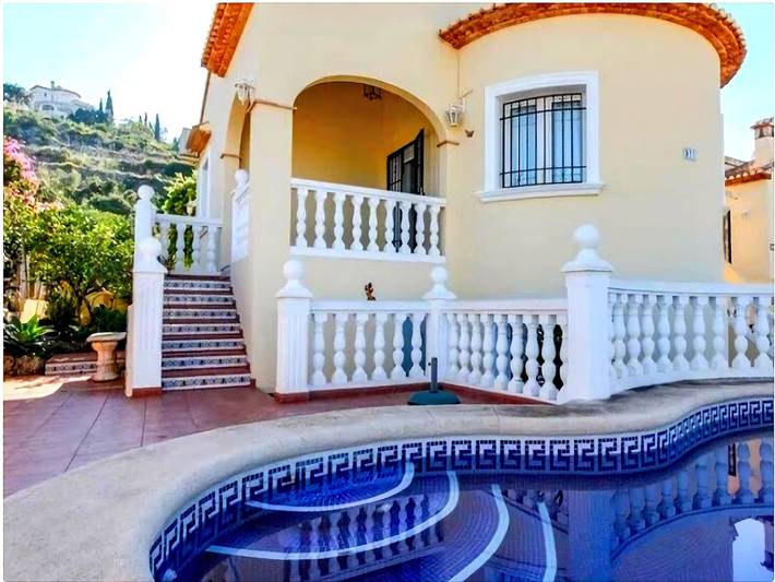 Ferienhaus für 6 Personen, mit Balkon und Terrasse sowie Garten und Pool in el Ràfol d'Almúnia