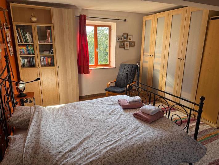Location de vacances pour 4 personnes, avec vue et balcon à Bully - 2