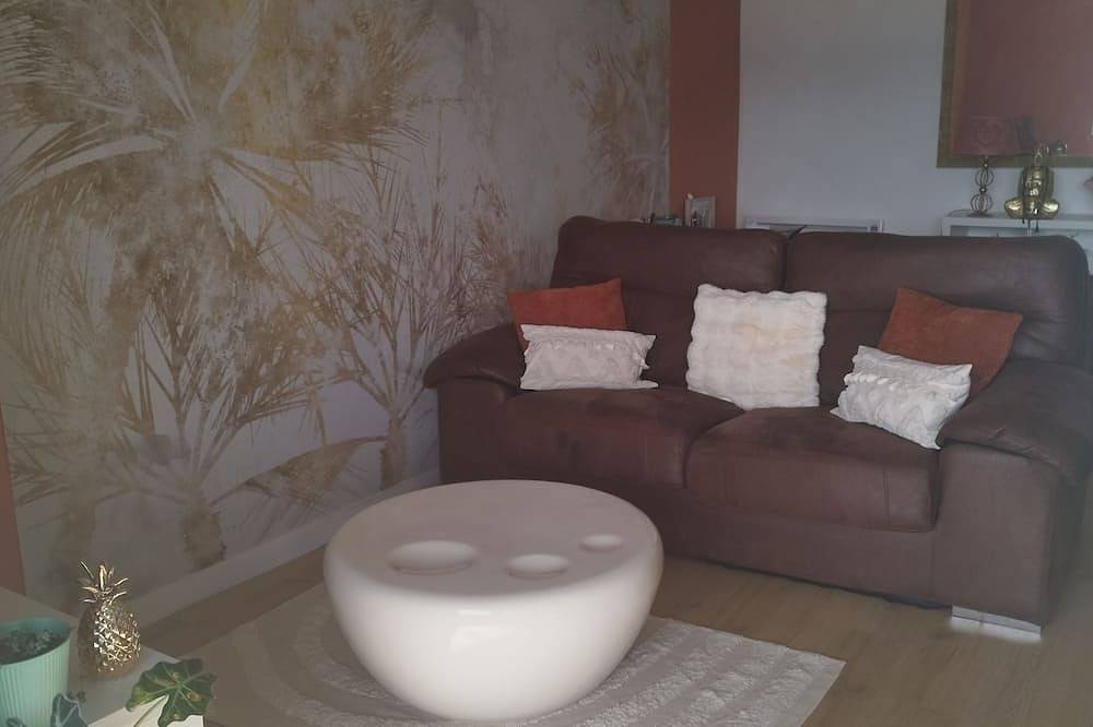 Entire apartment, Le Balcon d'Ingres in Montauban, Tarn-et-Garonne
