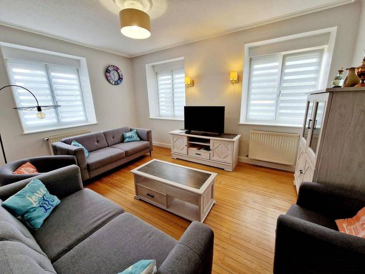 Gîte pour 7 personnes, avec jardin et terrasse
