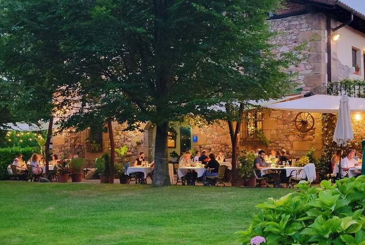 Casa rural para 2 personas, con jardín y vistas en el País Vasco
