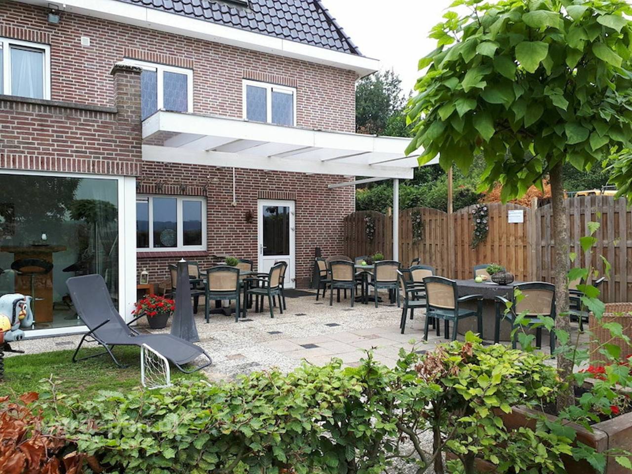Gruppenhaus in Groesbeek bei Waldwegen in Groesbeek, Betuwe