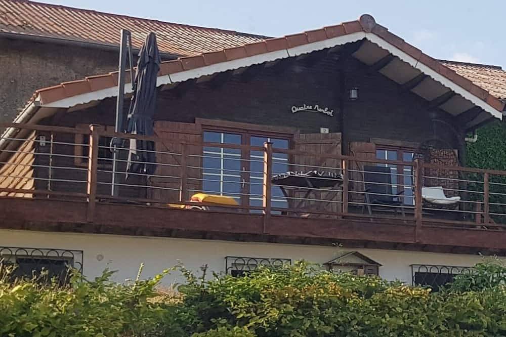 Chalet 4 Merbot in Vigneulles-lès-Hattonchâtel, Région de Commercy