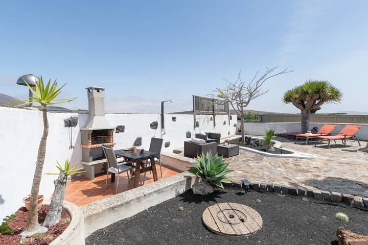 Casa rural para 2 personas, con jardín en San Bartolomé