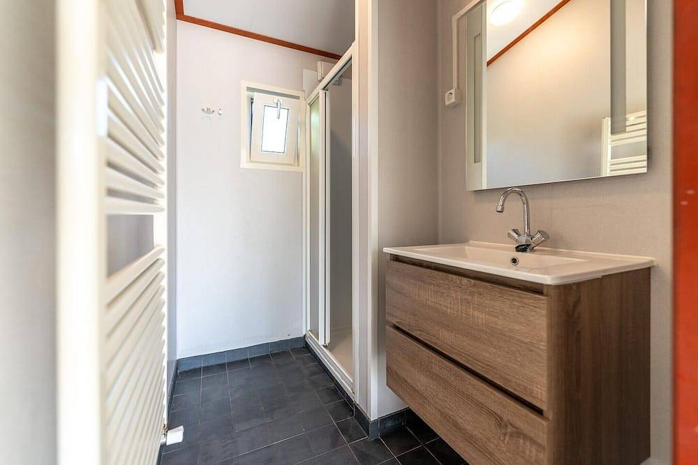 Cozy Chalet in the Dune Region in Egmond, Egmond aan Zee