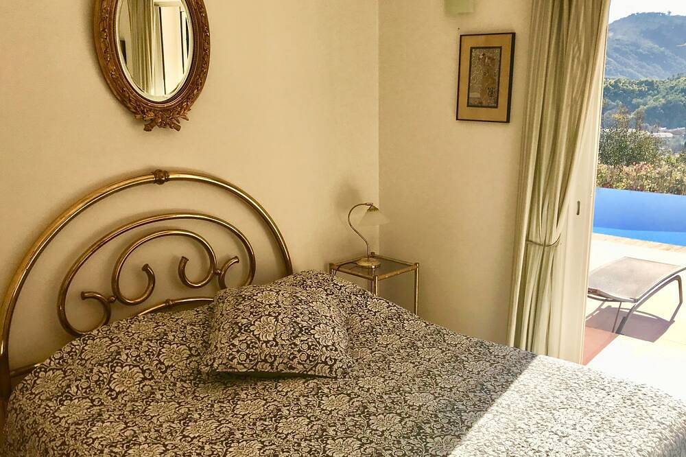 Villa 10 Personen bis 10 km von Cannes mit Pool. Atemberaubende Aussicht auf das Meer in Pégomas, Cannes und Umgebung