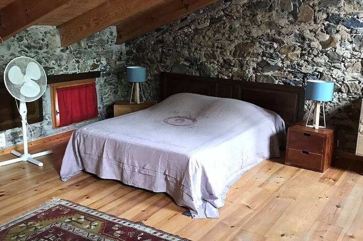 Location de vacances pour 2 personnes, avec terrasse et jardin à Santa-Maria-Poggio - 2