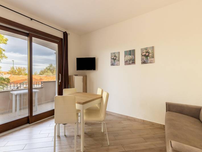 Appartamento intero, Appartamento climatizzato con posteggio privato in Muntiggioni, Badesi