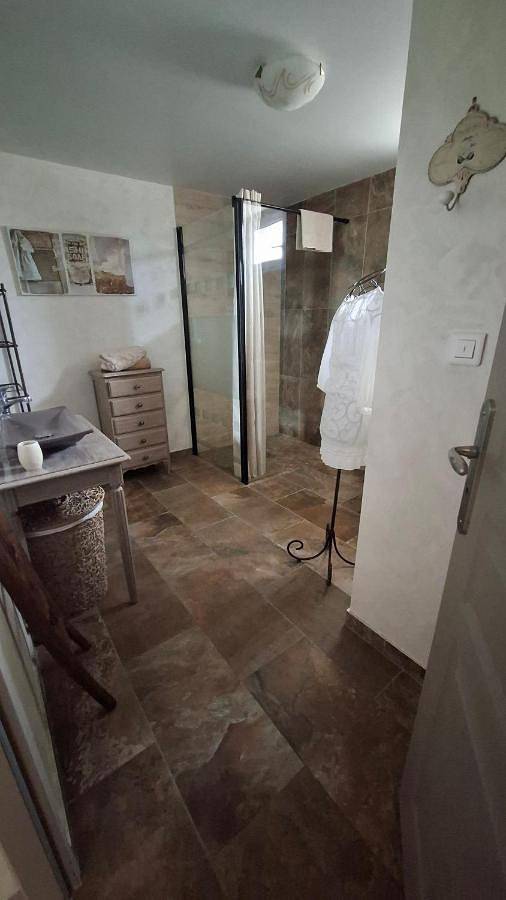 Location de vacances pour 3 personnes, avec terrasse à Caillac - 3