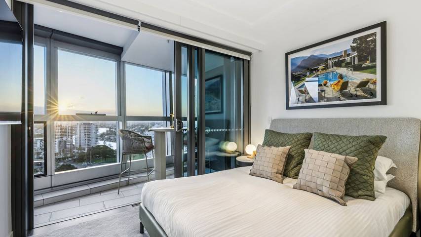 Holiday letting for 4 people, with balcony/terrace and pool as well as sauna in Gold Coast