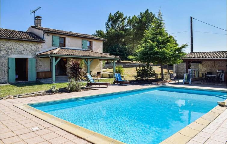 Location de vacances pour 6 personnes, avec Piscine à Sainte-Gemme (Aquitaine)
