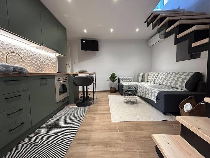 Gîte pour 4 personnes, avec Balcon et Terrasse dans Gytheion - 2