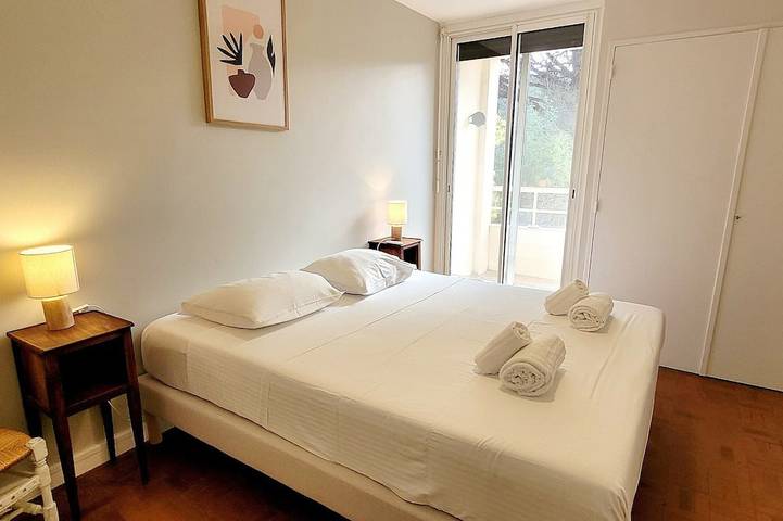 Gîte pour 4 personnes, avec balcon dans Plage de la Bouillabaisse - 2