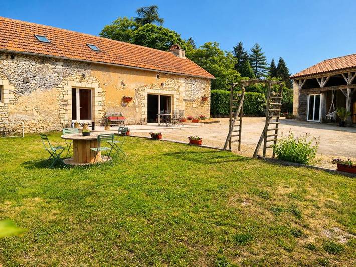 Location de vacances pour 6 personnes, avec Terrasse et Jardin à Saint-Laurent-des-Bâtons