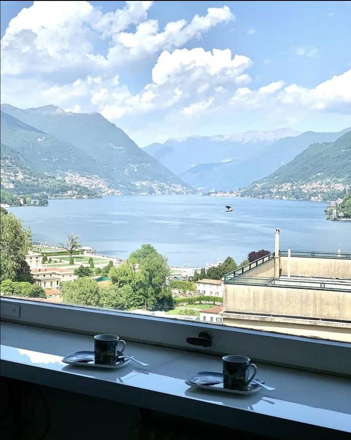 Apartamento para 2 personas, con vistas además de vistas al lago y terraza en Como