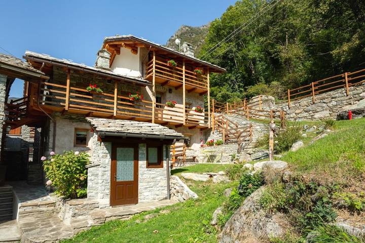 Maison d’hôte pour 2 personnes, avec vue ainsi que balcon et jardin dans Vallée d'Aoste - 3