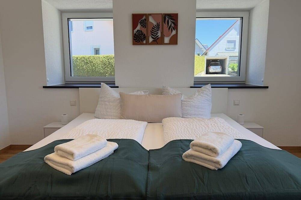 Ganze Wohnung, Family Apartment 4P 14 Min Legoland | Küche + Etagenbett in Burgau, Bayerisch Schwaben