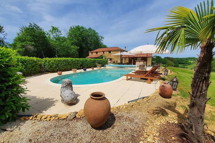 Gîte pour 6 personnes à Pontours
