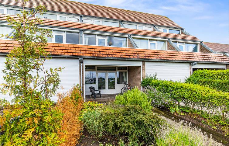 Ferienhaus für 4 Personen, mit Terrasse und Garten in Bruinisse - 2
