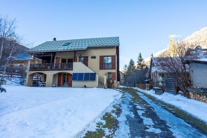 Appartement de vacances pour 5 personnes, avec jardin, animaux acceptés