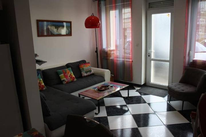 Location de vacances pour 6 personnes, avec terrasse à Bordeaux-Saint-Clair - 4
