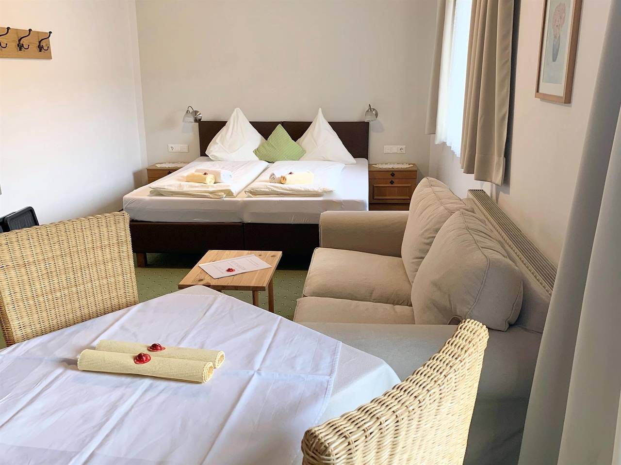 Geheel vakantieappartement, Studio, douche, Wc, straatkant in Niederau, Wildschönau