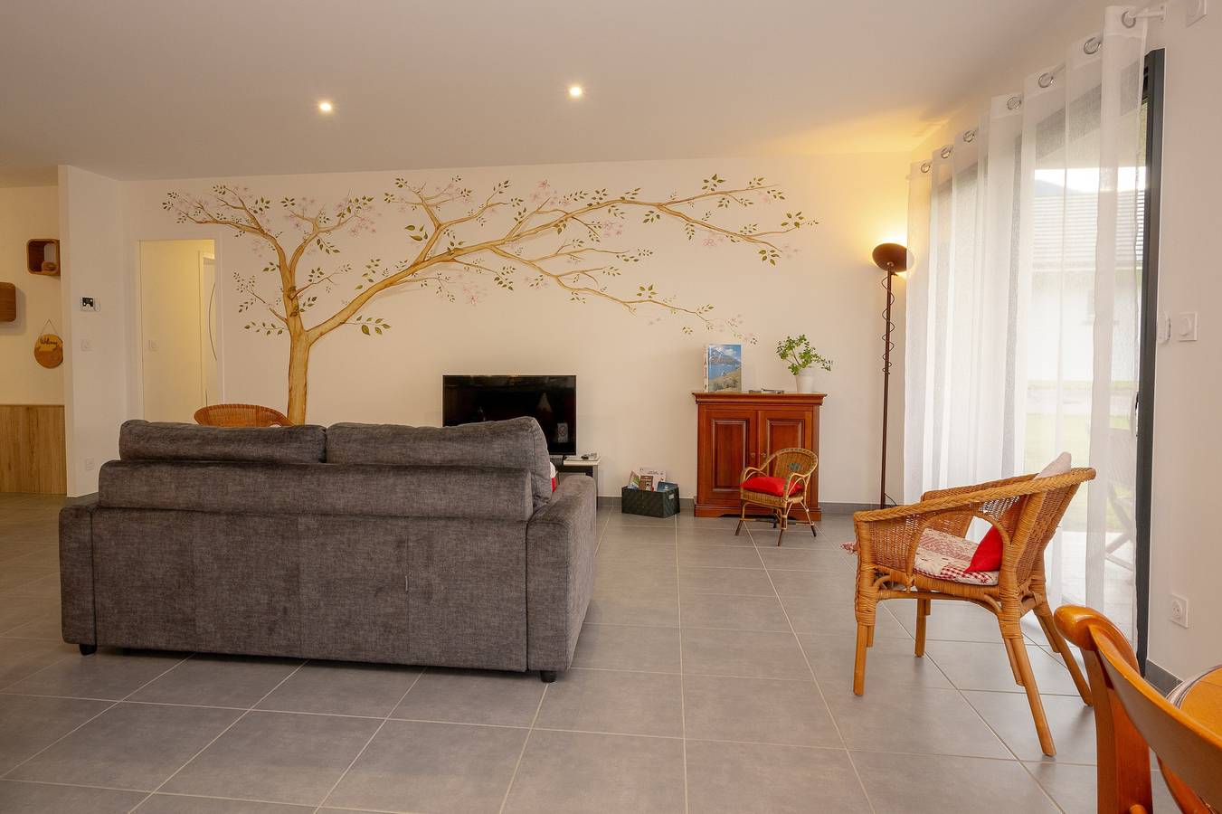 Casa vacanze 'Les Chaudannes' con vista montagne, Wi-Fi e aria condizionata in Valgelon-La Rochette, Chambéry e dintorni