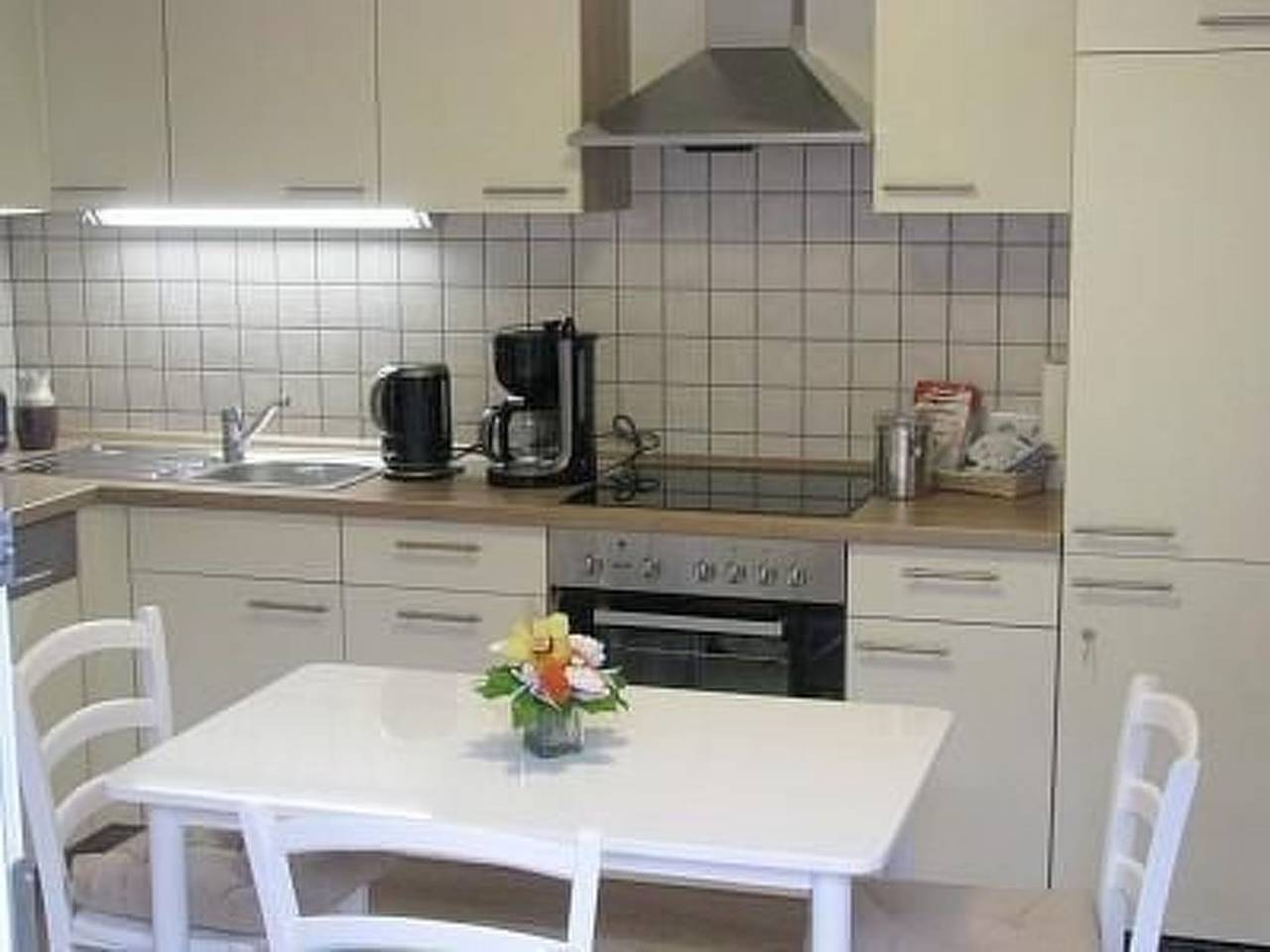 Apartamento entero, Moderne Wohnung mit Terrasse in zentraler Lage in Greifswald, Pomerania Occidental