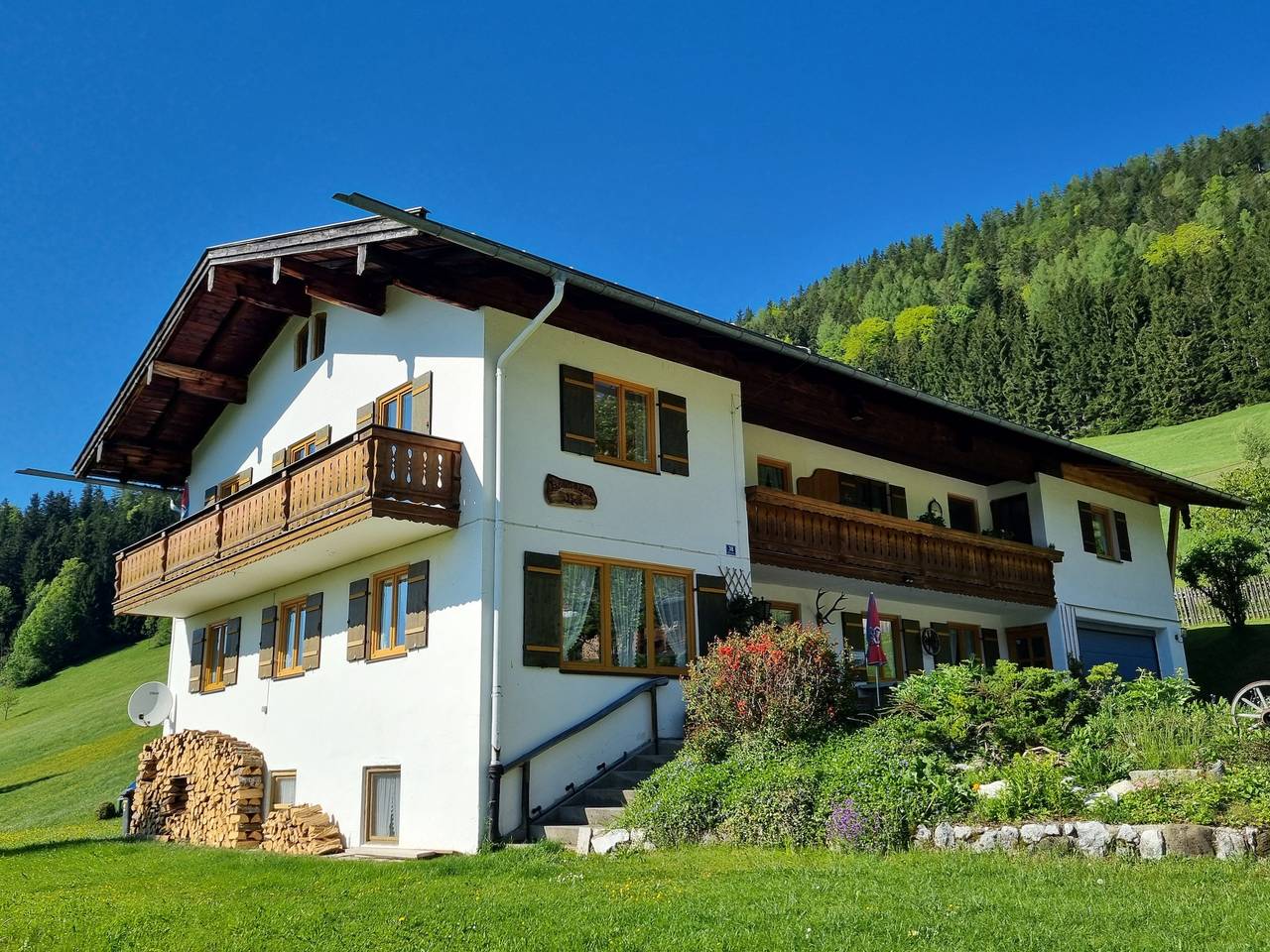Ganze Ferienwohnung, Brandnerhof - Ferienwohnung Kehlsteinblick, 70qm für 4 Personen, 2 sep. Schlafzimmer, Balkon in Obersalzberg, Berchtesgaden