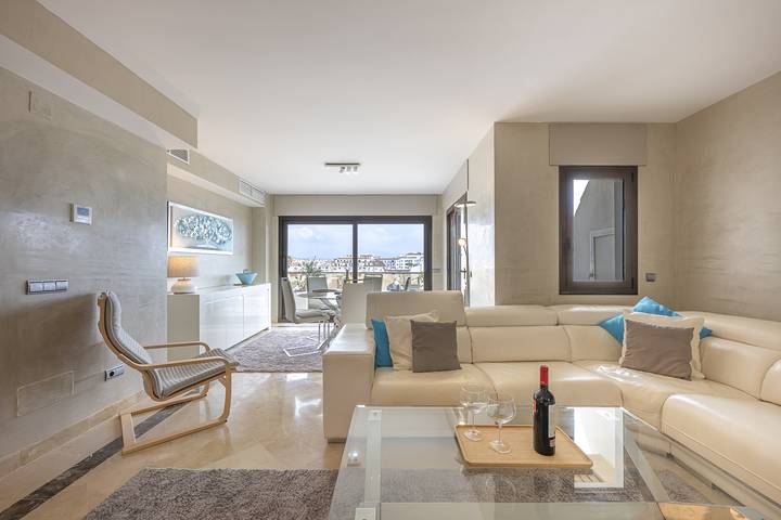 Ganze Wohnung, Marina del Castillo Penthouse Duplex 2218 in Playa Gaviotas, Manilva