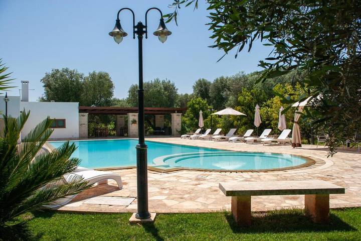 Maison d’hôte pour 11 personnes, avec jardin et vue ainsi que bassin pour enfant et piscine à Ostuni - 2