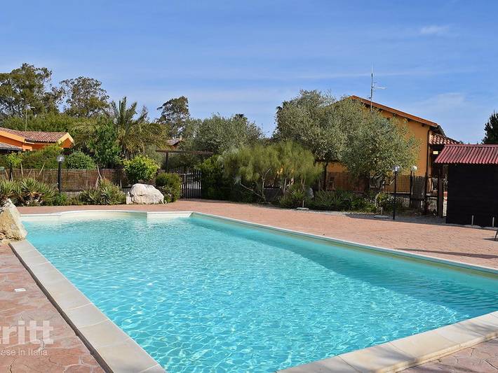 Agriturismo per 5 persone, con balcone/terrazza e terrazza in Provincia di Sassari