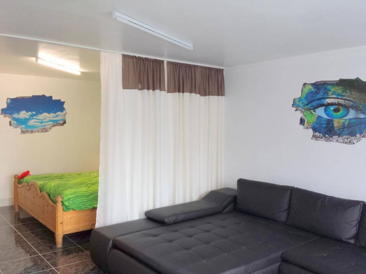 Ganze Wohnung, Gemütliche Ferienwohnung in der Nähe der Natur und des Stadtzentrums von Bergneustadt mit Parkplatz in Bergneustadt, Oberbergischer Kreis