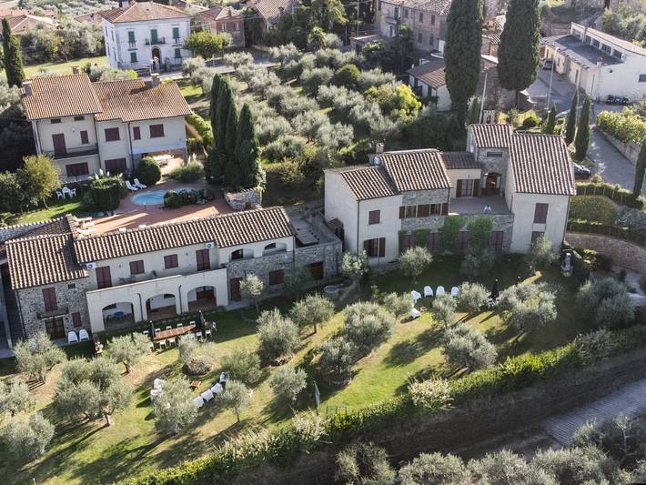 Casa vacanza per 26 persone a Lucignano