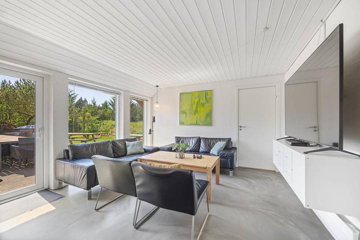 Großes Ferienhaus mit Pool und Badetonne für 14 Personen  in Lodbjerg Hede, Ringkøbing