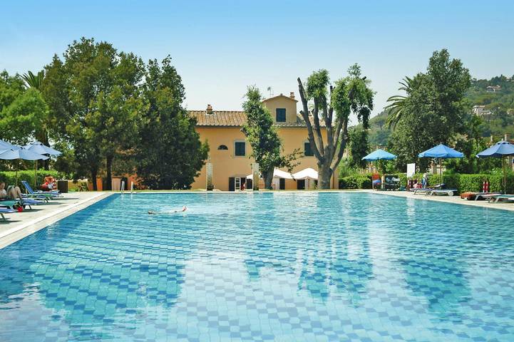 Location de vacances pour 2 personnes, avec Balcon et Balcon/Terrasse ainsi que Terrasse et Jardin à Bagnaia