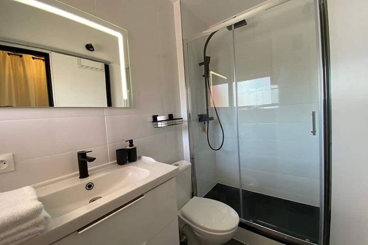 Apartamento entero, Fully equipped studio with balcony in Montrichard, Región de Blois