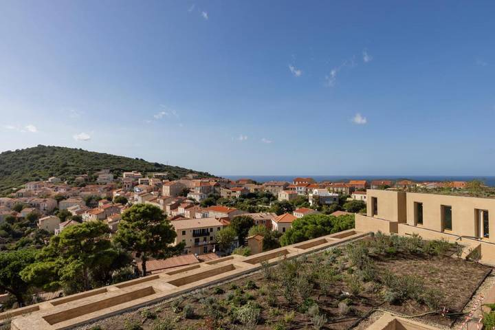 Hôtel pour 2 personnes, avec vue et terrasse dans Office de Tourisme de Cargese - 2