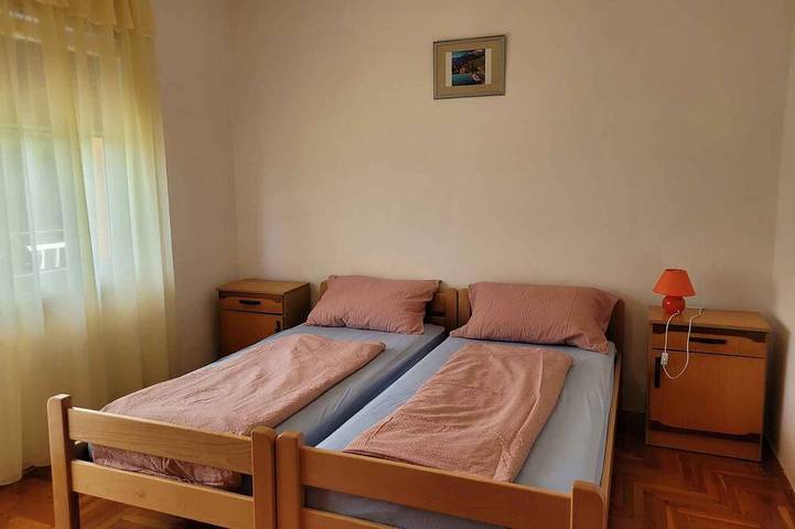 Ganze Wohnung, Ferienwohnung mit Balkon in Plomin, Ostküste Istrien