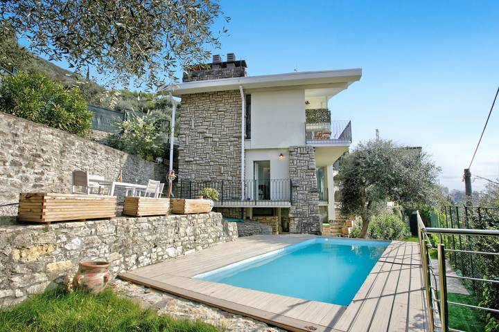 Ferienhaus für 4 Personen, mit Balkon und Pool sowie Seeblick, kinderfreundlich am Gardasee - 3