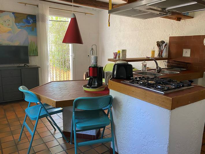 Gîte pour 5 personnes, avec jardin et terrasse, animaux acceptés à Saint-Jurs - 3