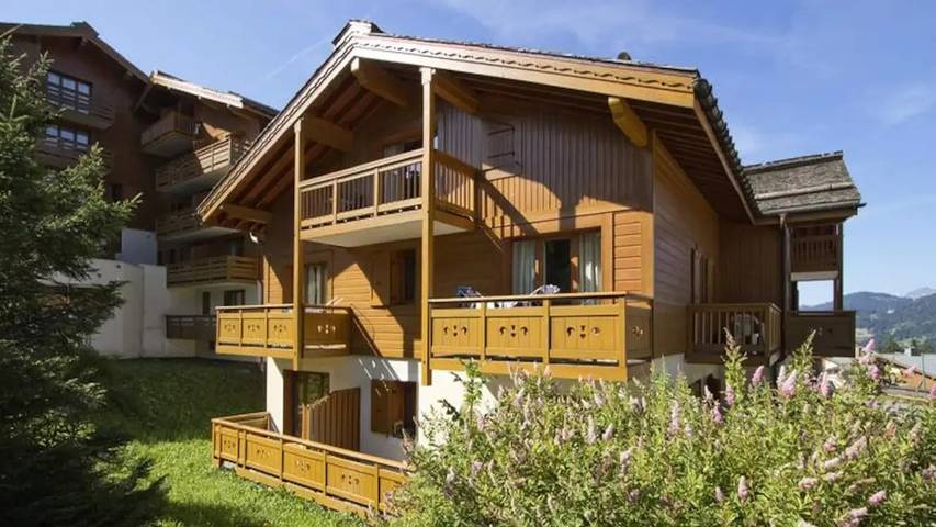 Gîte pour 5 personnes, avec sauna, animaux acceptés dans Office De Tourisme De Notre Dame De Bellecombe