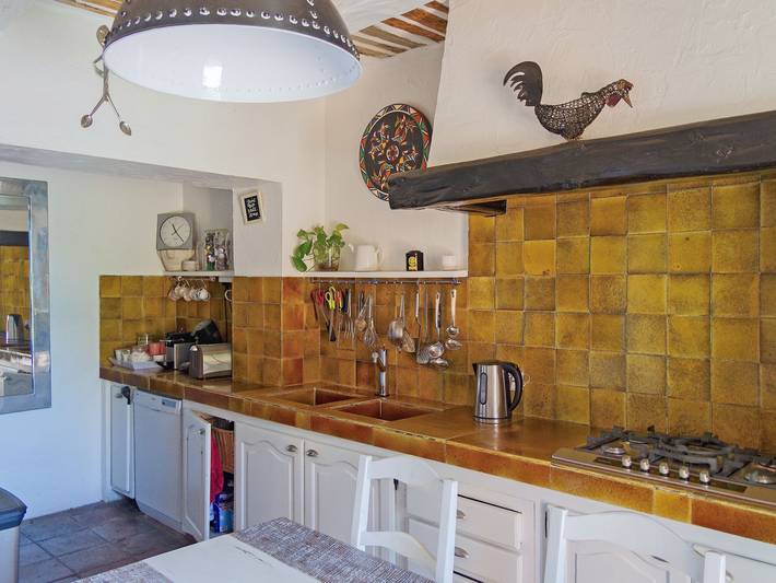 Villa pour 9 personnes, avec terrasse et piscine, animaux acceptés à Fréjus - 3