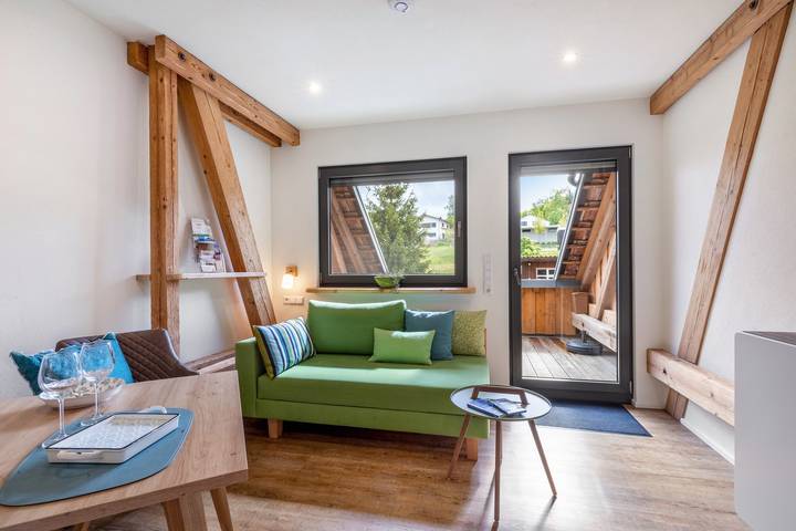 Hel lejlighed, Apartment 'Oberling' with Balcony in Herbrechtingen, near Eselsburger Tal in Herbrechtingen, Stuttgart Region