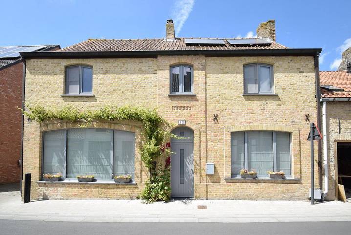 Maison de vacances pour 8 personnes, avec Terrasse et Jardin à Alveringem