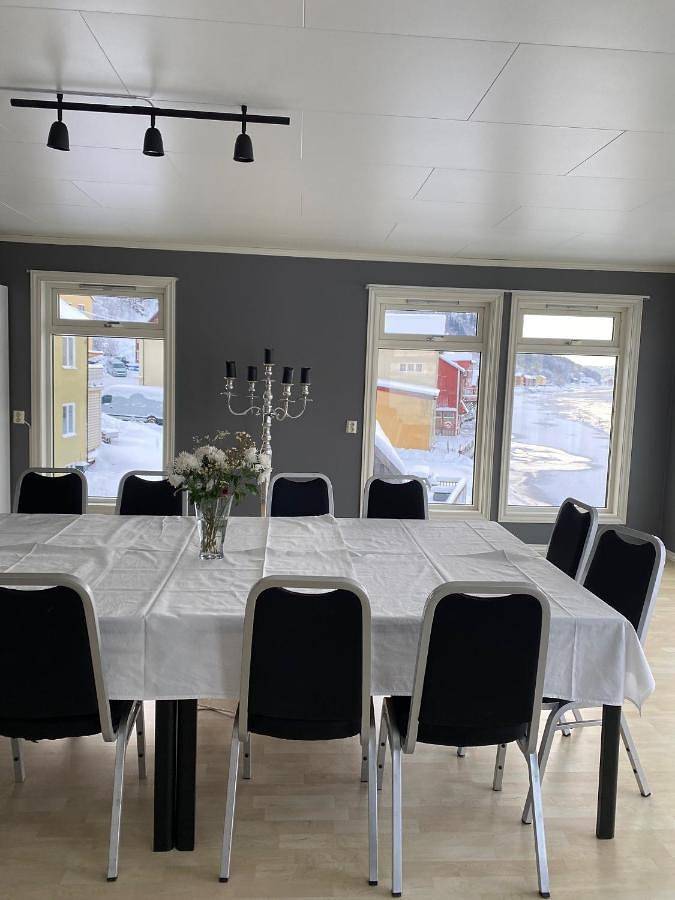Hammerstuene mat - og gjestehus in Surnadal, Nördliches Fjordnorwegen