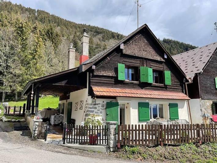 Ferienhaus für 6 Personen, mit Terrasse und Garten sowie Seeblick und Ausblick in Montreux