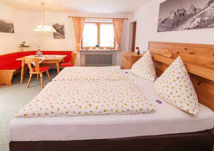 Pension für 3 Personen, mit Balkon und Terrasse sowie Garten und Sauna in Obermaiselstein - 4