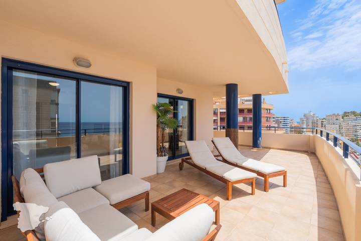Ferienwohnung für 4 Personen, mit Meerblick und Balkon sowie Terrasse und Kinderpool in Calpe - 3