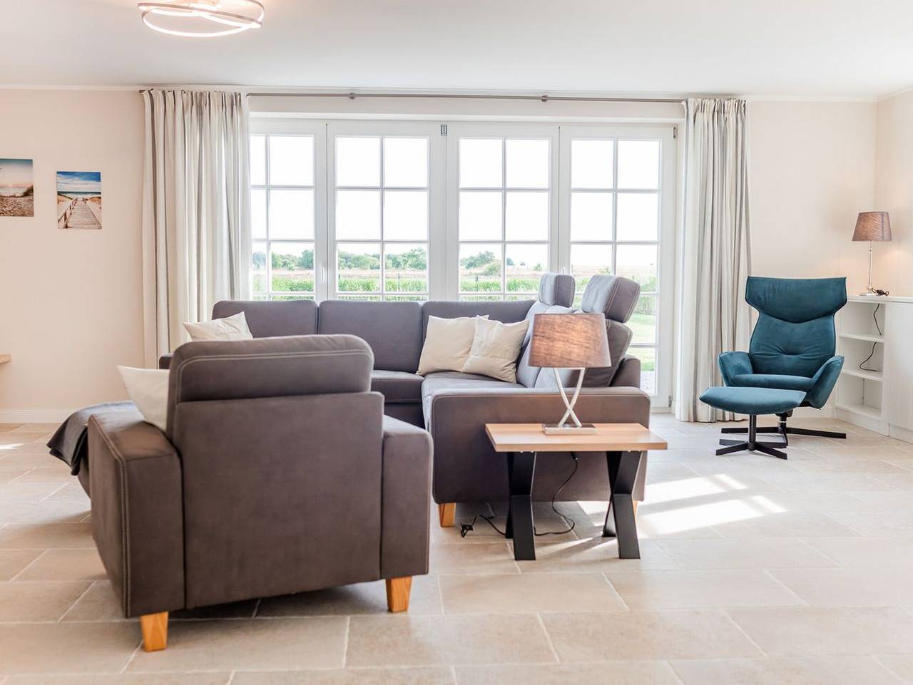 Utblick - Ferienhaus Utblick: Entspannen mit Meerblick und weitläufigen Landschaftsblick in Borgsum, Föhr